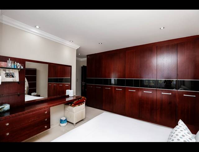 3 BEDROOM SECTIONAL TITLE FOR SALE IN ATHLONE